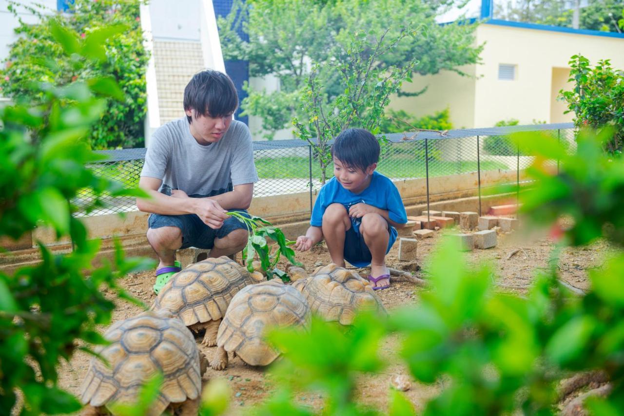 มารีนปิอาซา โอกินาวา โฮเต็ล Hotel โมโตบุ ภายนอก รูปภาพ